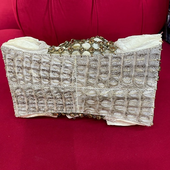 Rare Clara Kasavina Beige & Crystals Crocodile Katrina handbag with chain - Picture 14 of 14